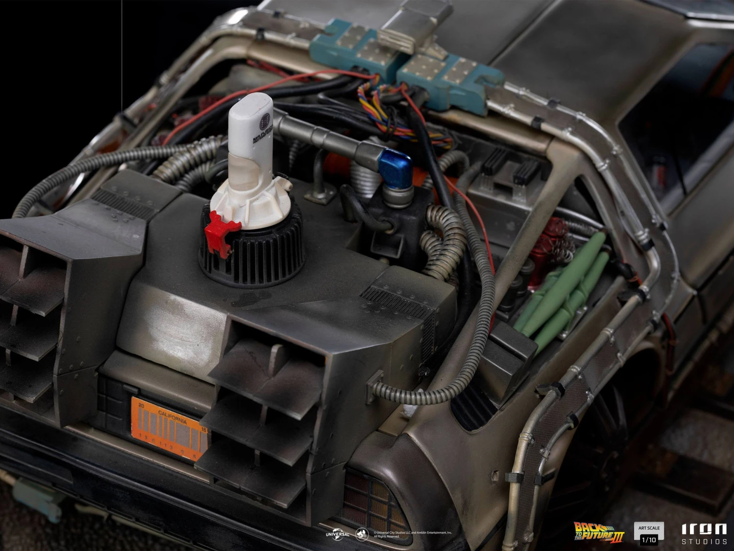 Iron Studios Back To The Future III Art Scale Statue 1-10 DeLorean 13 Iron Studios Back To The Future III Art Scale Statue 1-10 DeLorean - Image 11