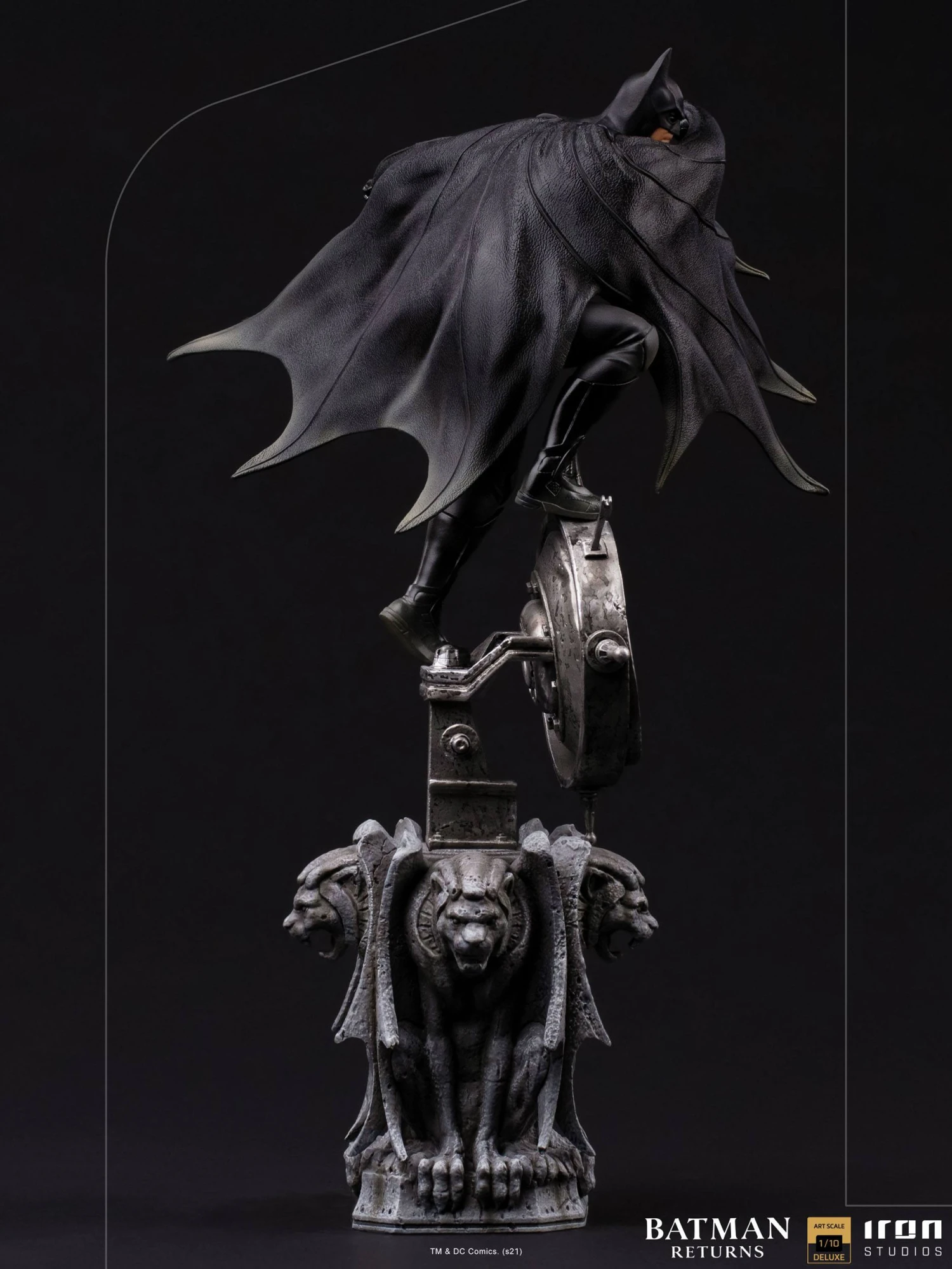 Iron Studios Batman Returns Deluxe Art Scale Statue 1-10 Batman 14 Iron Studios Batman Returns Deluxe Art Scale Statue 1-10 Batman - Image 12