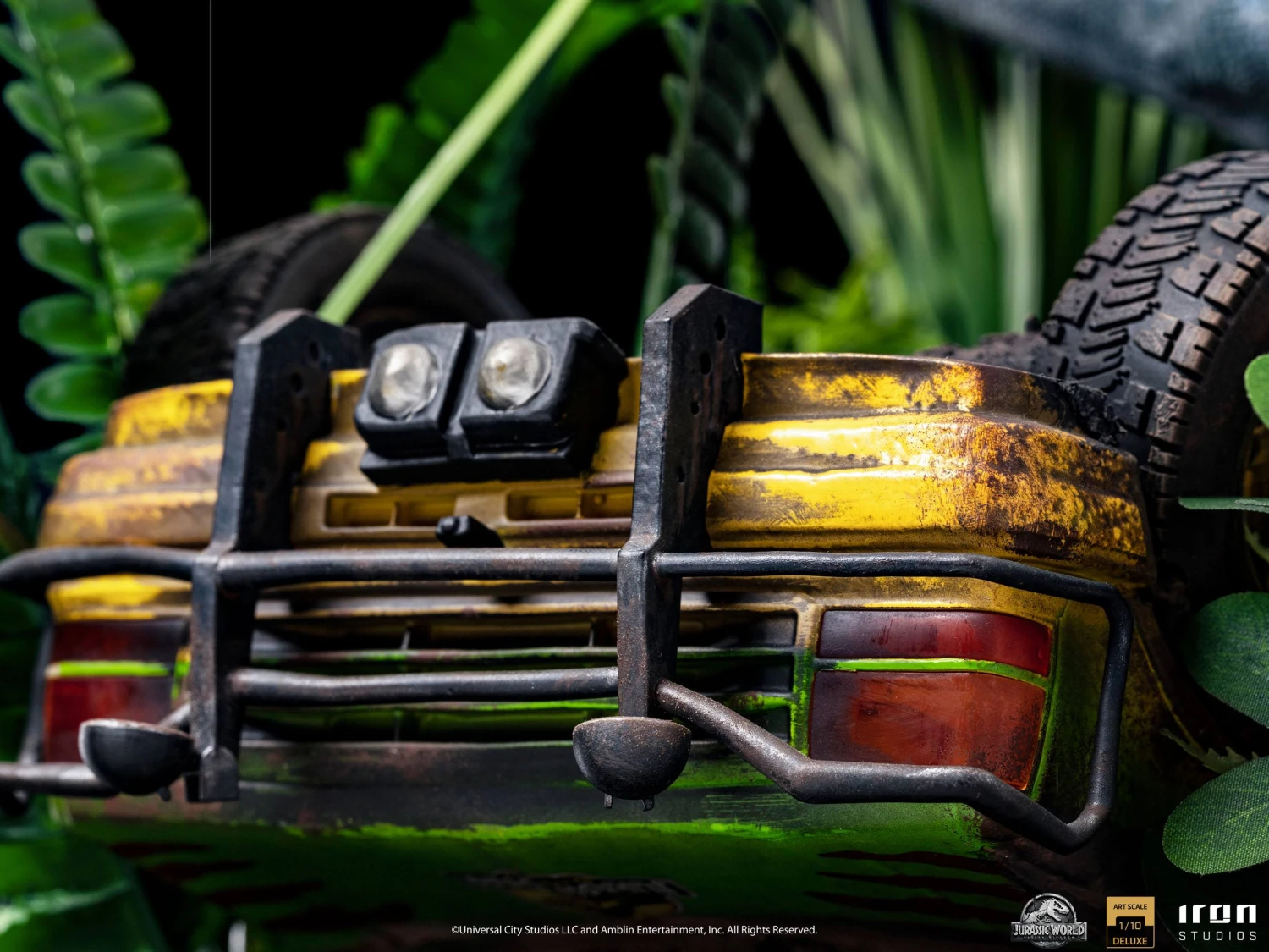 Iron Studios Jurassic World Fallen Kingdom Deluxe Art Scale Statue 1-10 Blue 11 Iron Studios Jurassic World Fallen Kingdom Deluxe Art Scale Statue 1-10 Blue - Image 9