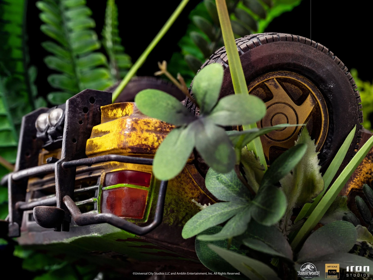 Iron Studios Jurassic World Fallen Kingdom Deluxe Art Scale Statue 1-10 Blue 10 Iron Studios Jurassic World Fallen Kingdom Deluxe Art Scale Statue 1-10 Blue - Image 8