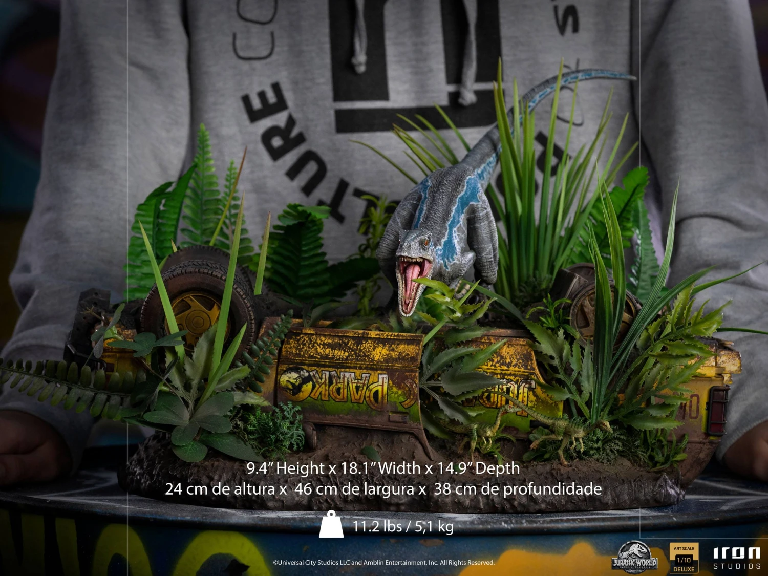 Iron Studios Jurassic World Fallen Kingdom Deluxe Art Scale Statue 1-10 Blue 5 Iron Studios Jurassic World Fallen Kingdom Deluxe Art Scale Statue 1-10 Blue - Image 3