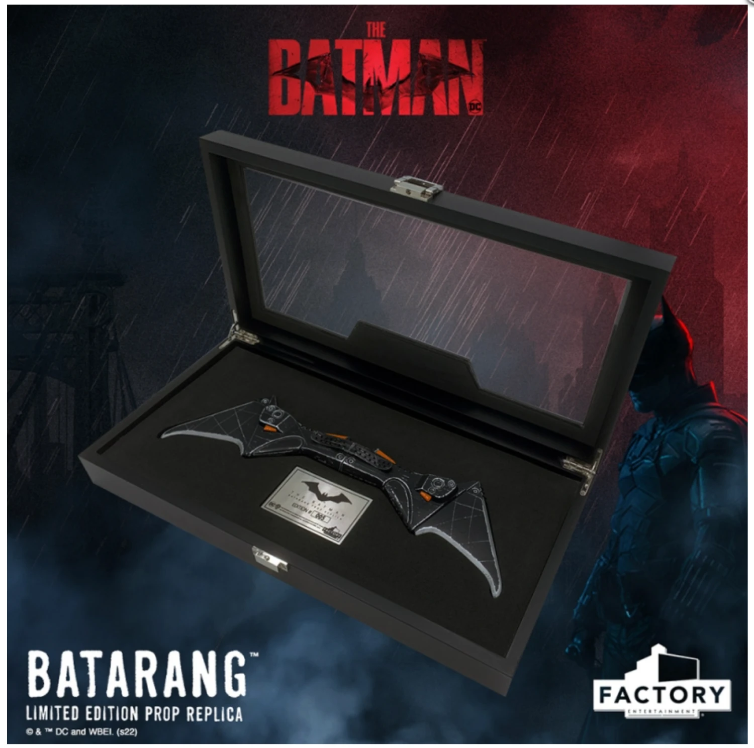 The Batman Batarang Limited Edition Prop Replica 4 The Batman Batarang Limited Edition Prop Replica - Image 2