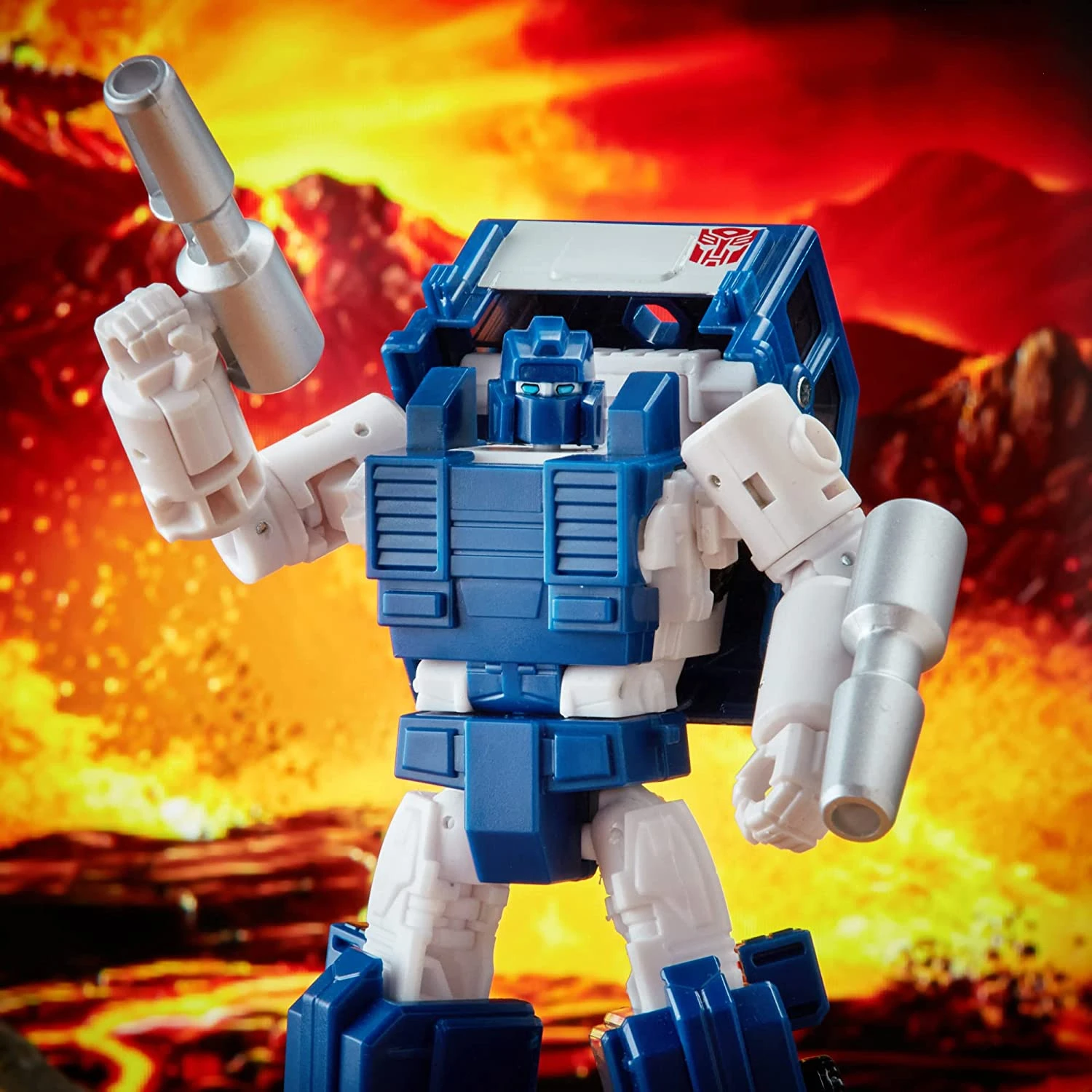 Transformers Generations War For Cybertron: Kingdom Deluxe WFC-K32 Autobot Pipes 7 Transformers Generations War For Cybertron: Kingdom Deluxe WFC-K32 Autobot Pipes - Image 5