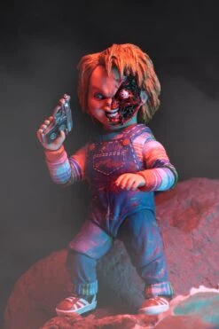 NECA Child's Play Ultimate 7" Chucky Action Figure -Toy Sale Store Chucky10