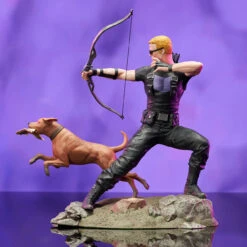 Marvel Diamond Select Comic Gallery PVC Statue Hawkeye With Pizza Dog 16 Marvel Diamond Select Comic Gallery PVC Statue Hawkeye With Pizza Dog -Toy Sale Store Marvel Hawkeye Gallery 03 71440.1628723307