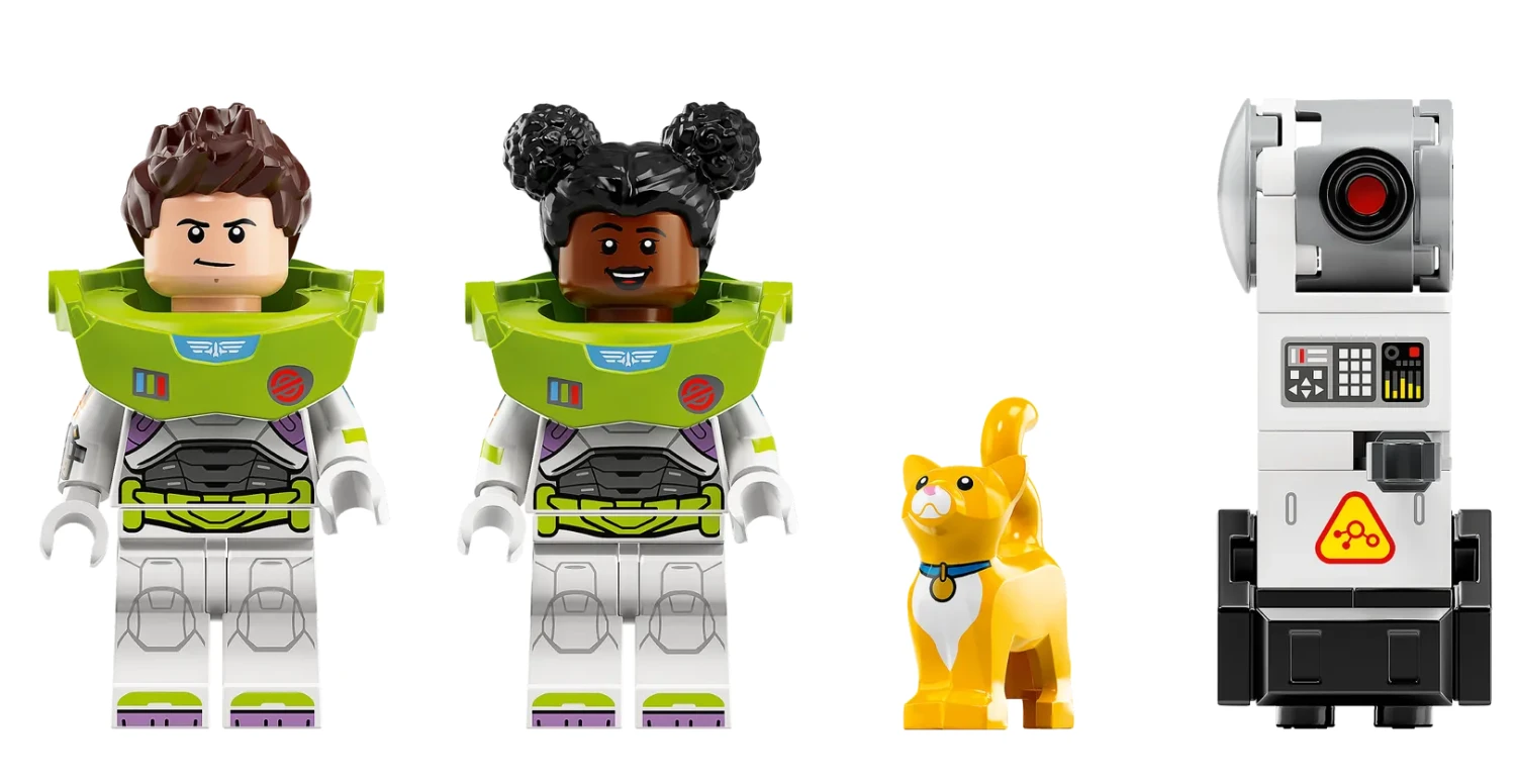 LEGO 76831 Disney And Pixar’s Lightyear Zurg Battle Buzz Set 10 LEGO 76831 Disney And Pixar’s Lightyear Zurg Battle Buzz Set - Image 8
