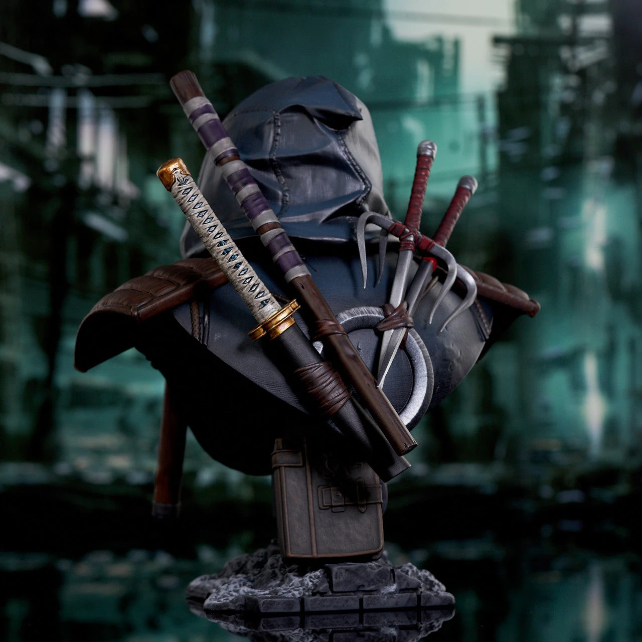 Teenage Mutant Ninja Turtles Legends The Last Ronin 1/2 Scale Limited Edition Bust 7 Teenage Mutant Ninja Turtles Legends The Last Ronin 1/2 Scale Limited Edition Bust - Image 5
