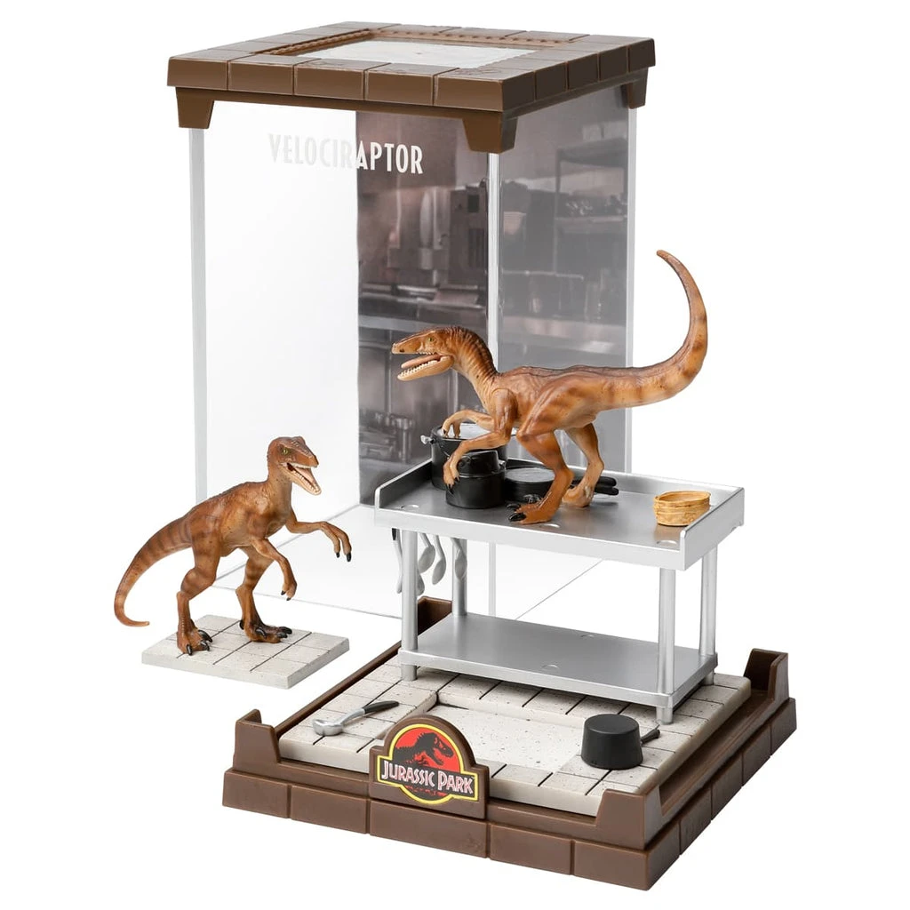 Jurassic Park Creature Diorama - Velociraptor 3 Jurassic Park Creature Diorama - Velociraptor