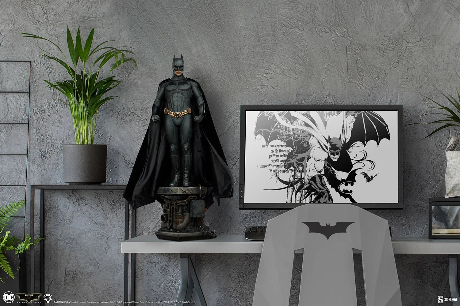 Sideshow Batman Begins Premium Format Batman Statue 4 Sideshow Batman Begins Premium Format Batman Statue - Image 2