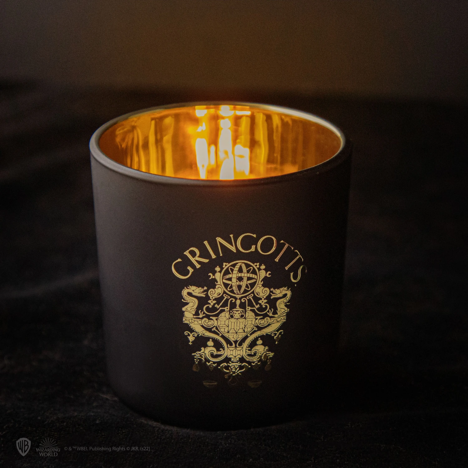 Wizarding World Gringotts Scented Candle With Keychain 7 Wizarding World Gringotts Scented Candle With Keychain - Image 5