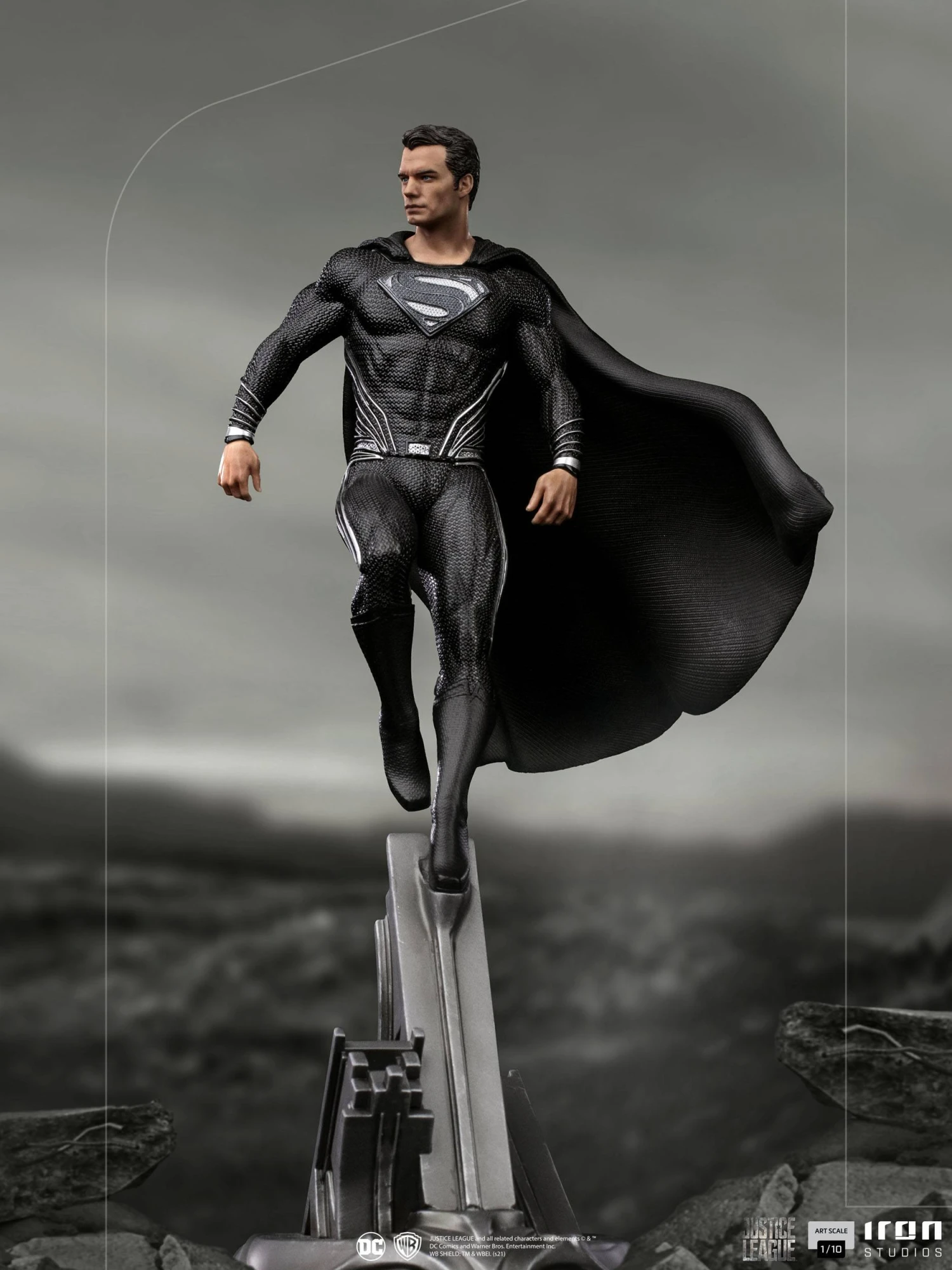 Iron Studios Zack Snyder's Justice League Art Scale Statue 1/10 Superman Black Suit 30 Cm 4 Iron Studios Zack Snyder's Justice League Art Scale Statue 1/10 Superman Black Suit 30 Cm - Image 2