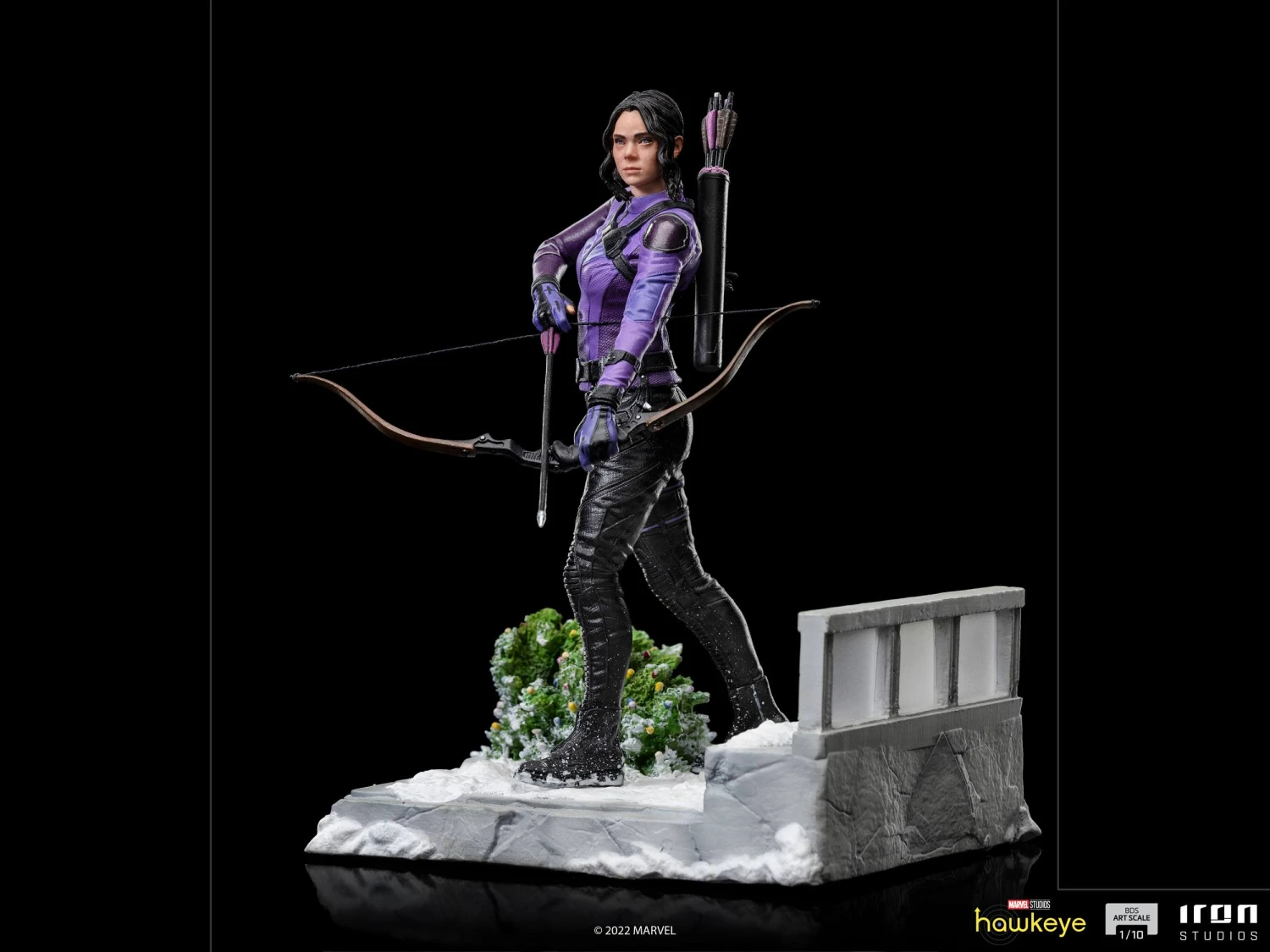 Iron Studios 1/10 Art Scale Statue Hawkeye Kate Bishop 12 Iron Studios 1/10 Art Scale Statue Hawkeye Kate Bishop - Image 10