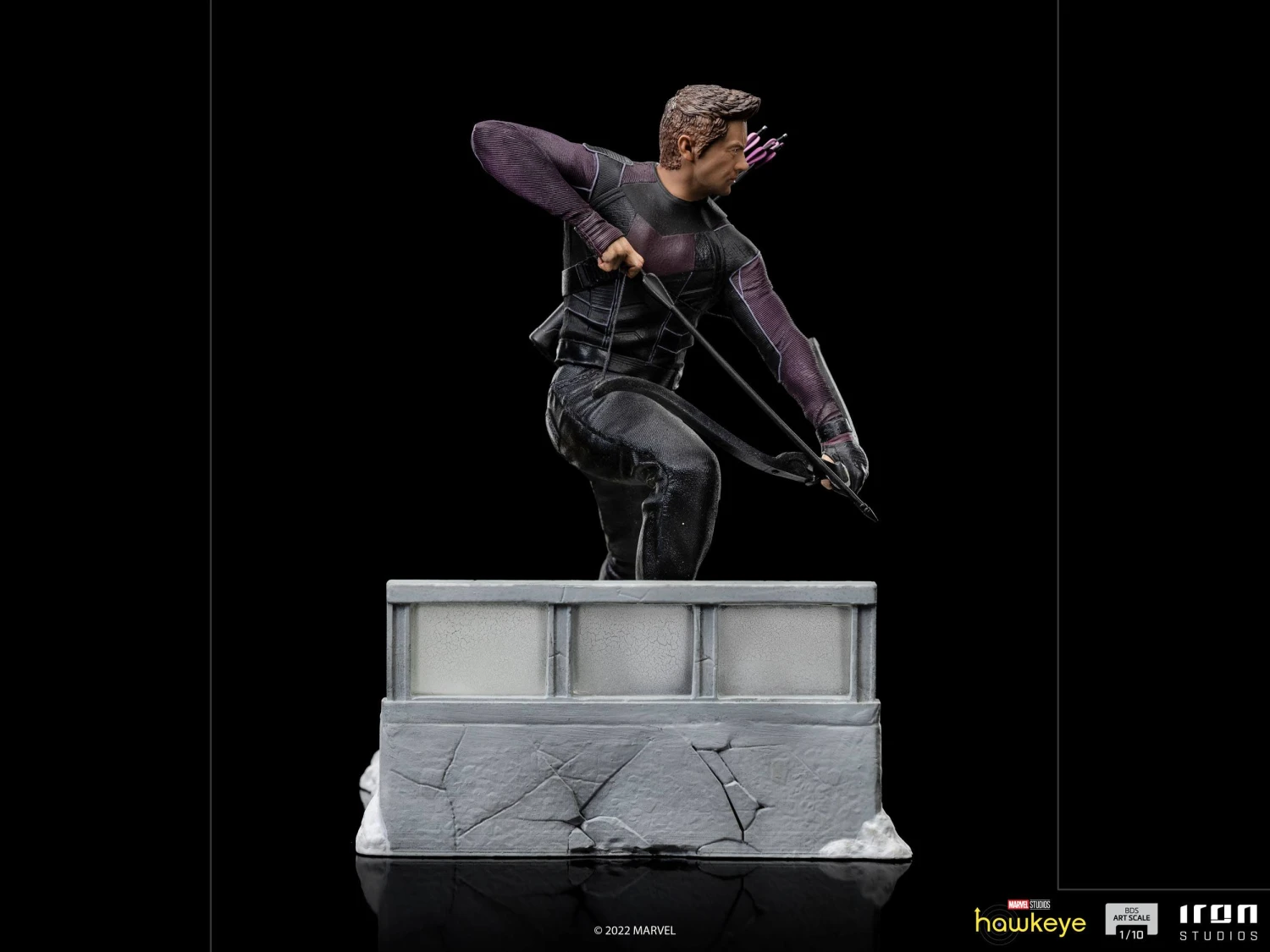 Iron Studios 1/10 Art Scale Statue Hawkeye Clint Barton 14 Iron Studios 1/10 Art Scale Statue Hawkeye Clint Barton - Image 12