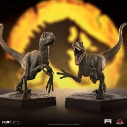 Iron Studios Jurassic World Icons Statue - Velociraptor (B) -Toy Sale Store hr is95202 h